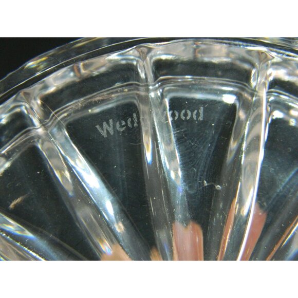 Cut Crystal Vanity Set: Decanter Vase Stopper & Wedgewood Lidded Trinket Box - Picture 4 of 16